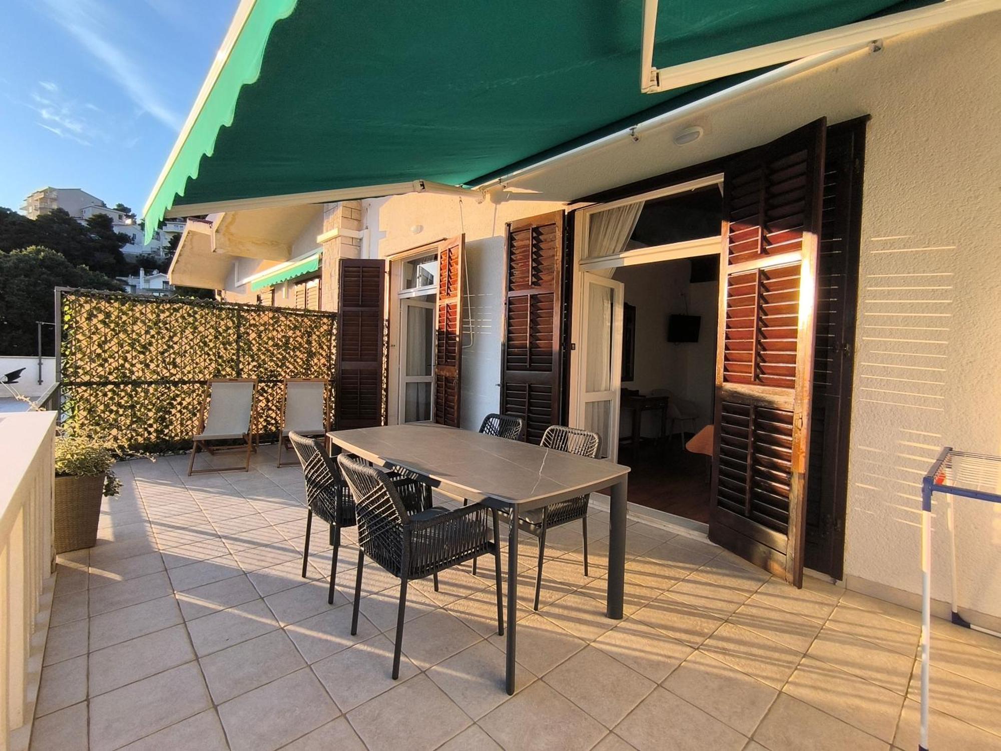Apartments Julija Brela Luaran gambar